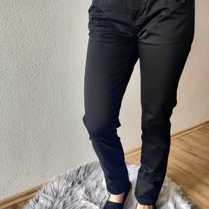 Slim fit hlače Katy